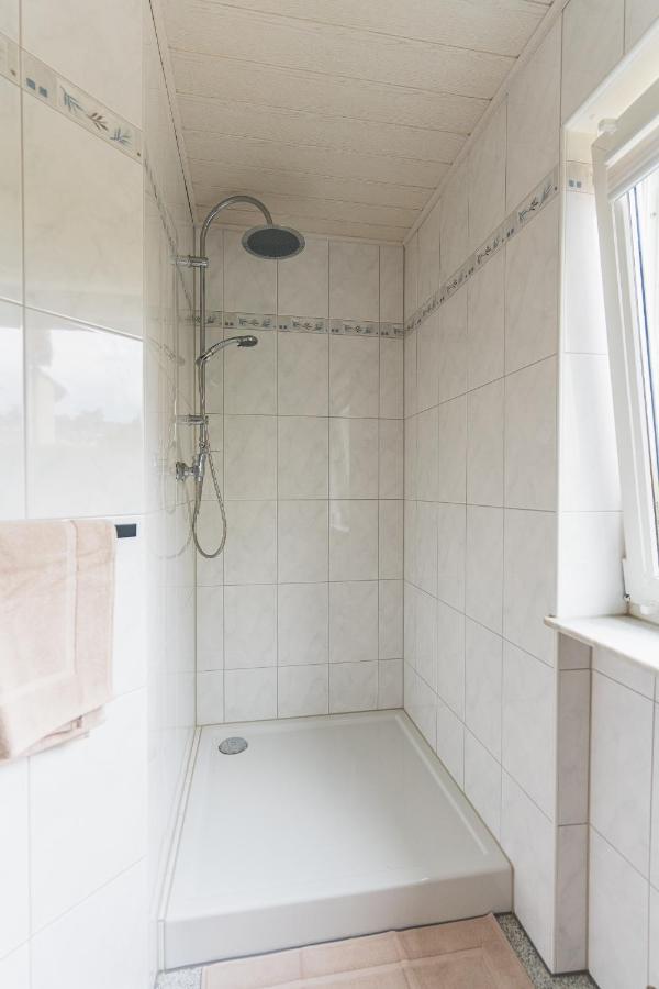Appartment In Den Weinbergen Bei Mainz - Mit 2X Doppelzimmern, 1X Grosses Wohnzimmer, Bad & Kueche 斯塔迪肯艾施姆 外观 照片