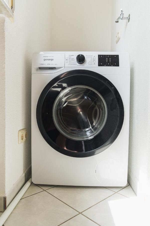 Appartment In Den Weinbergen Bei Mainz - Mit 2X Doppelzimmern, 1X Grosses Wohnzimmer, Bad & Kueche 斯塔迪肯艾施姆 外观 照片